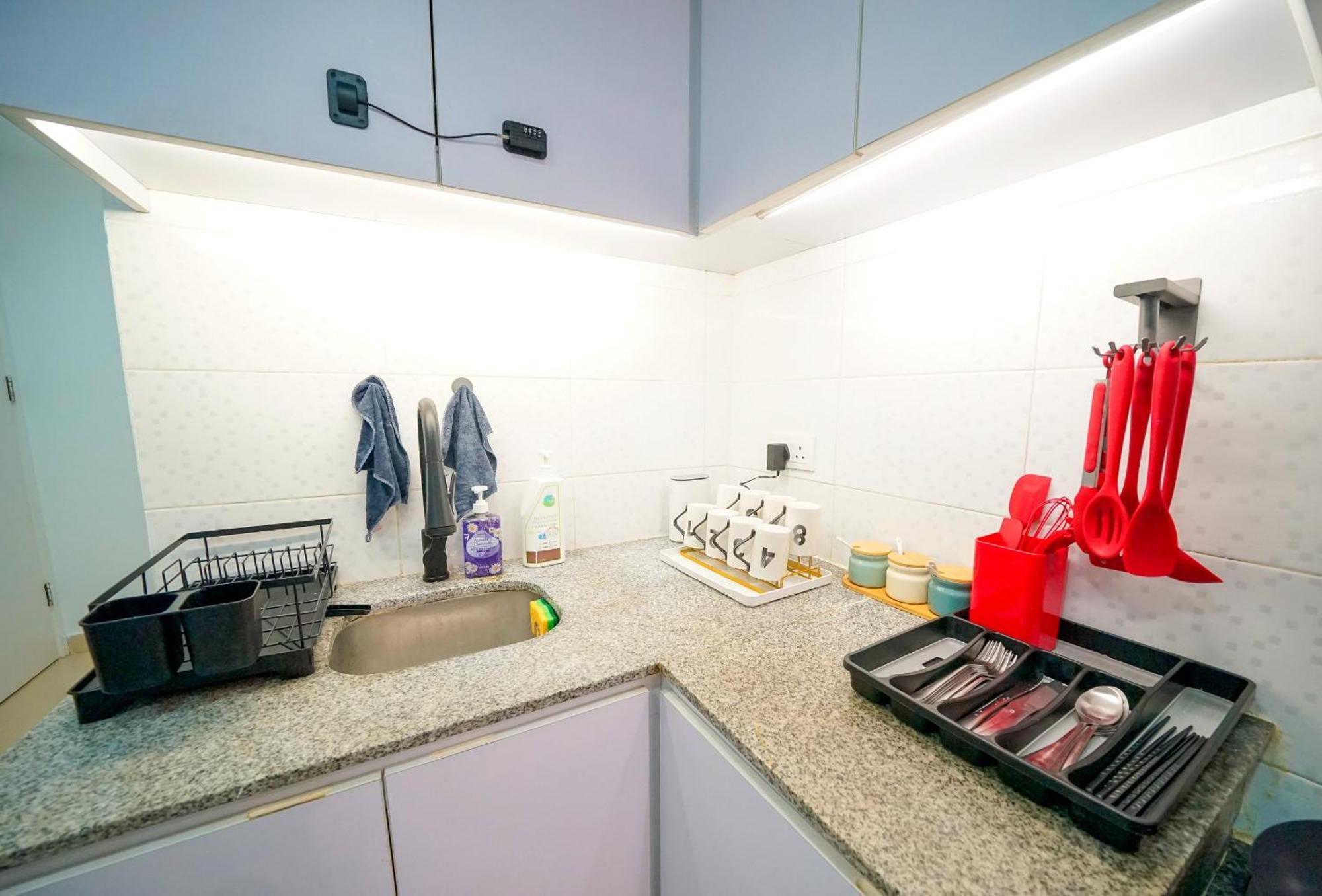 Student Accommodation - 292 Hennessy Road 香港 外观 照片
