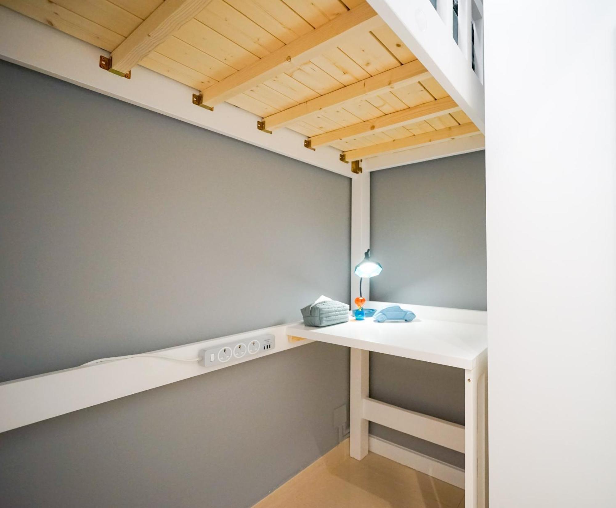 Student Accommodation - 292 Hennessy Road 香港 外观 照片